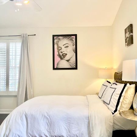 Hollywood Hills Homestay Лос-Анджелес Экстерьер фото
