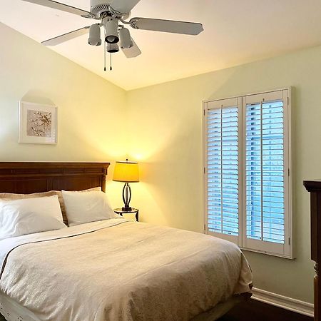 Hollywood Hills Homestay Лос-Анджелес Номер фото