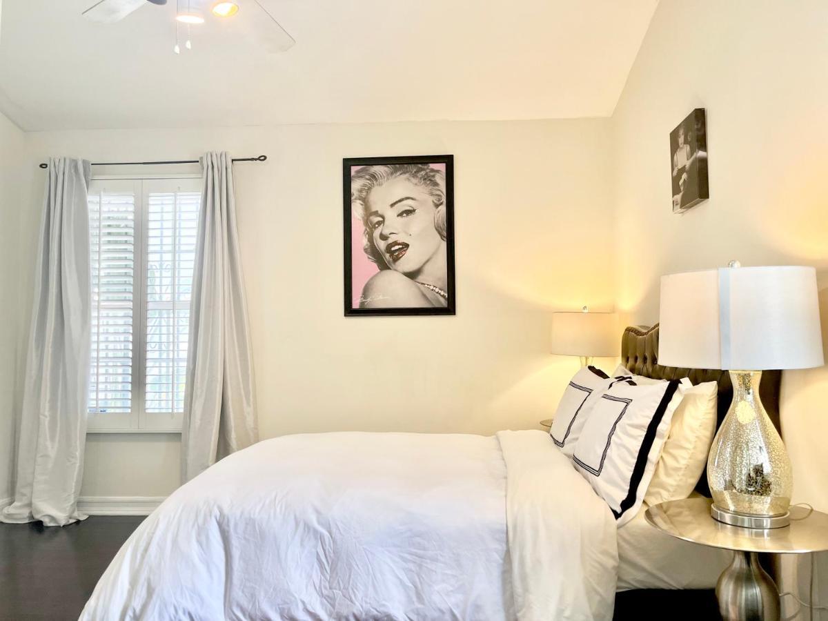 Hollywood Hills Homestay Лос-Анджелес Экстерьер фото